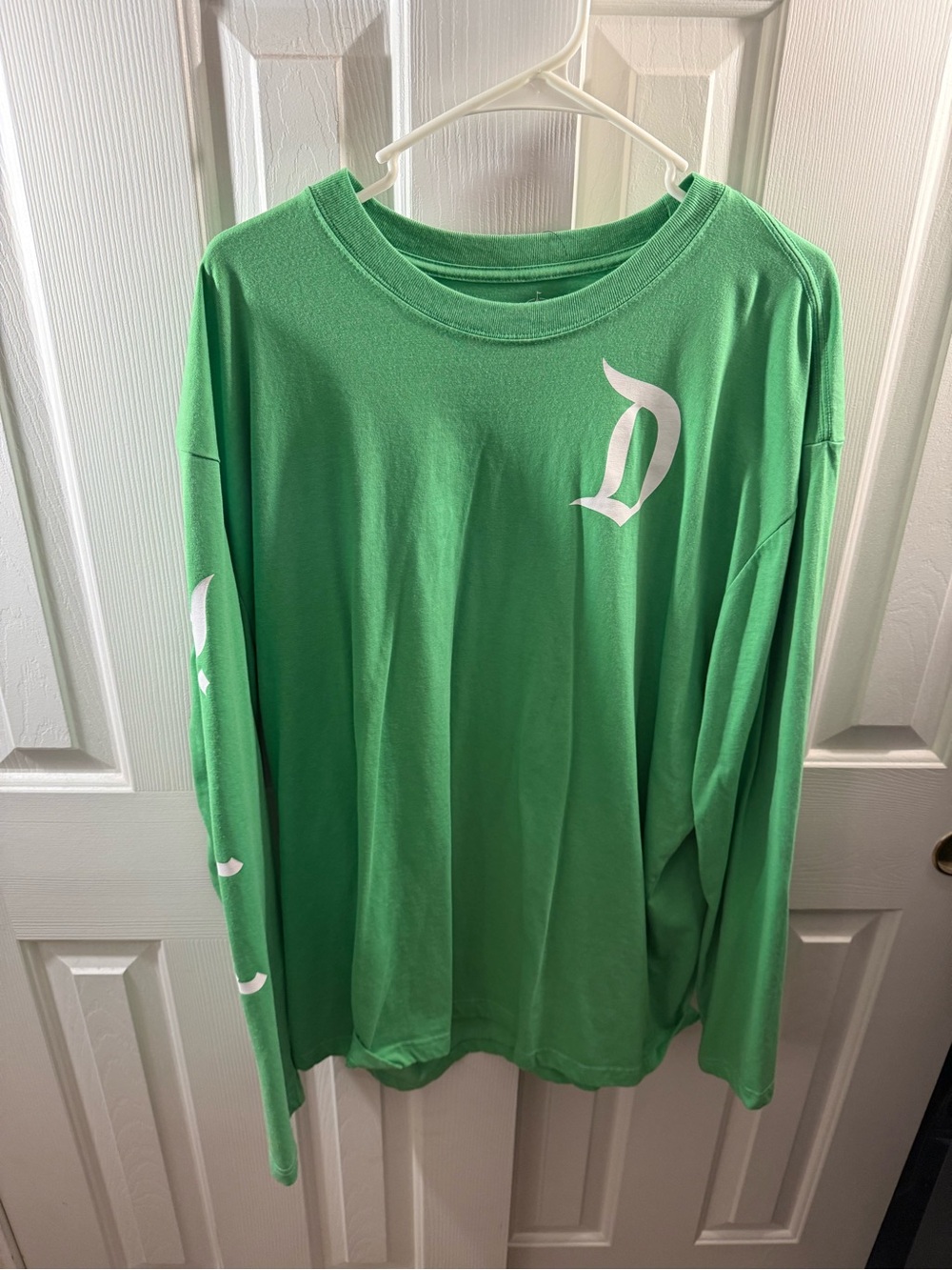 Disneyland Green Long-Sleeve Graphic Men’s Shirt